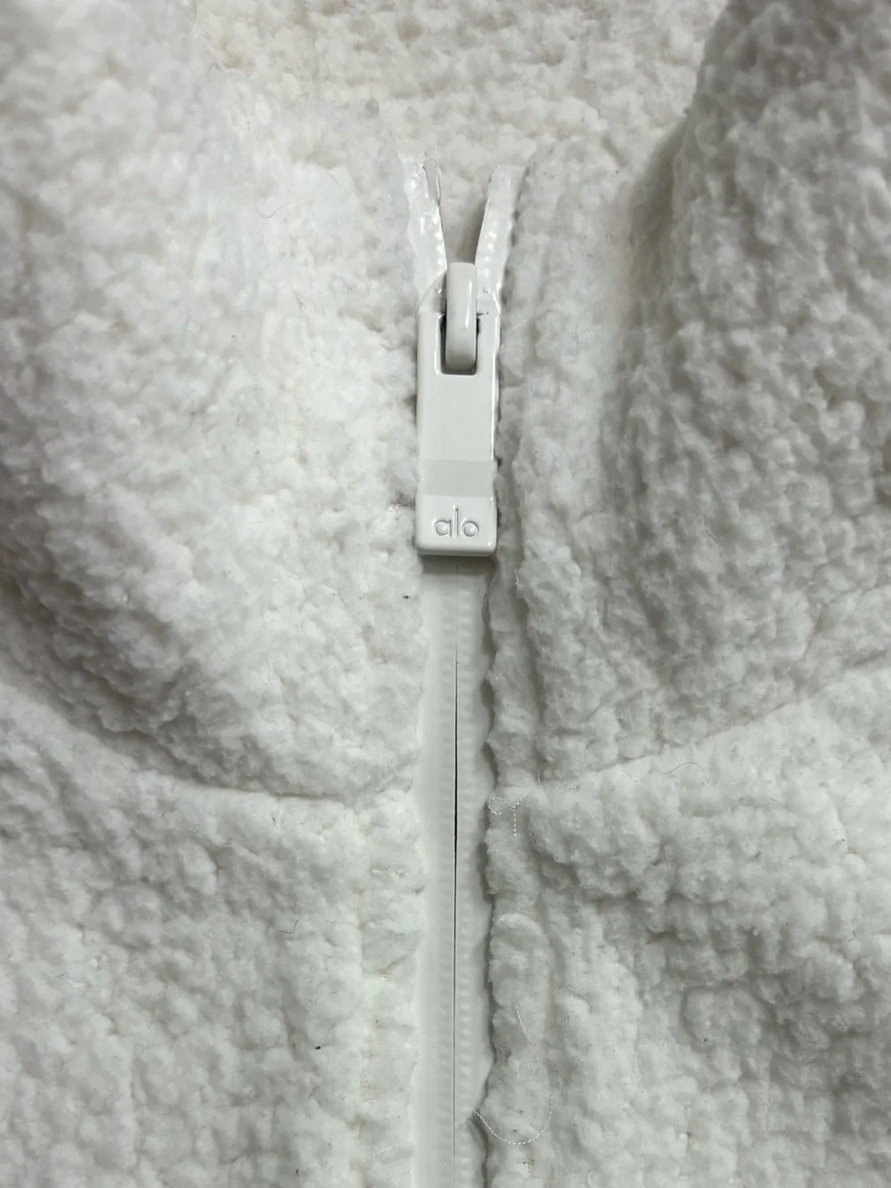 ALO Yoga Micro Sherpa Solstice Coverup Quarter-Zip Creamy Ivory Size Small